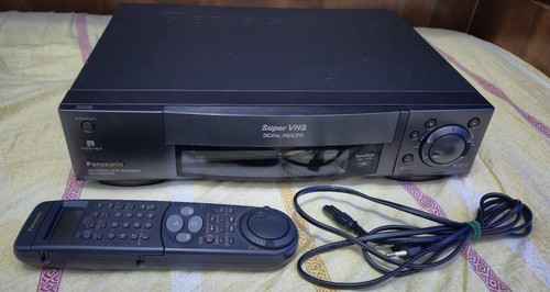 Videoregistratore vhs - s-vhs,